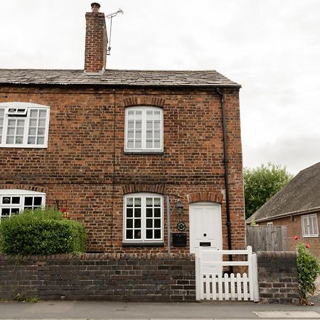 Cosy 2 Bed Cottage In Charming Village Of Christleton - For Up To 5 외부 사진