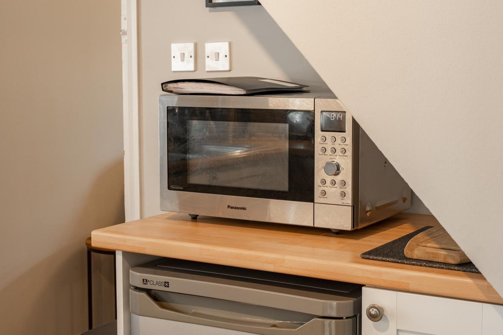 Cosy 2 Bed Cottage In Charming Village Of Christleton - For Up To 5 외부 사진