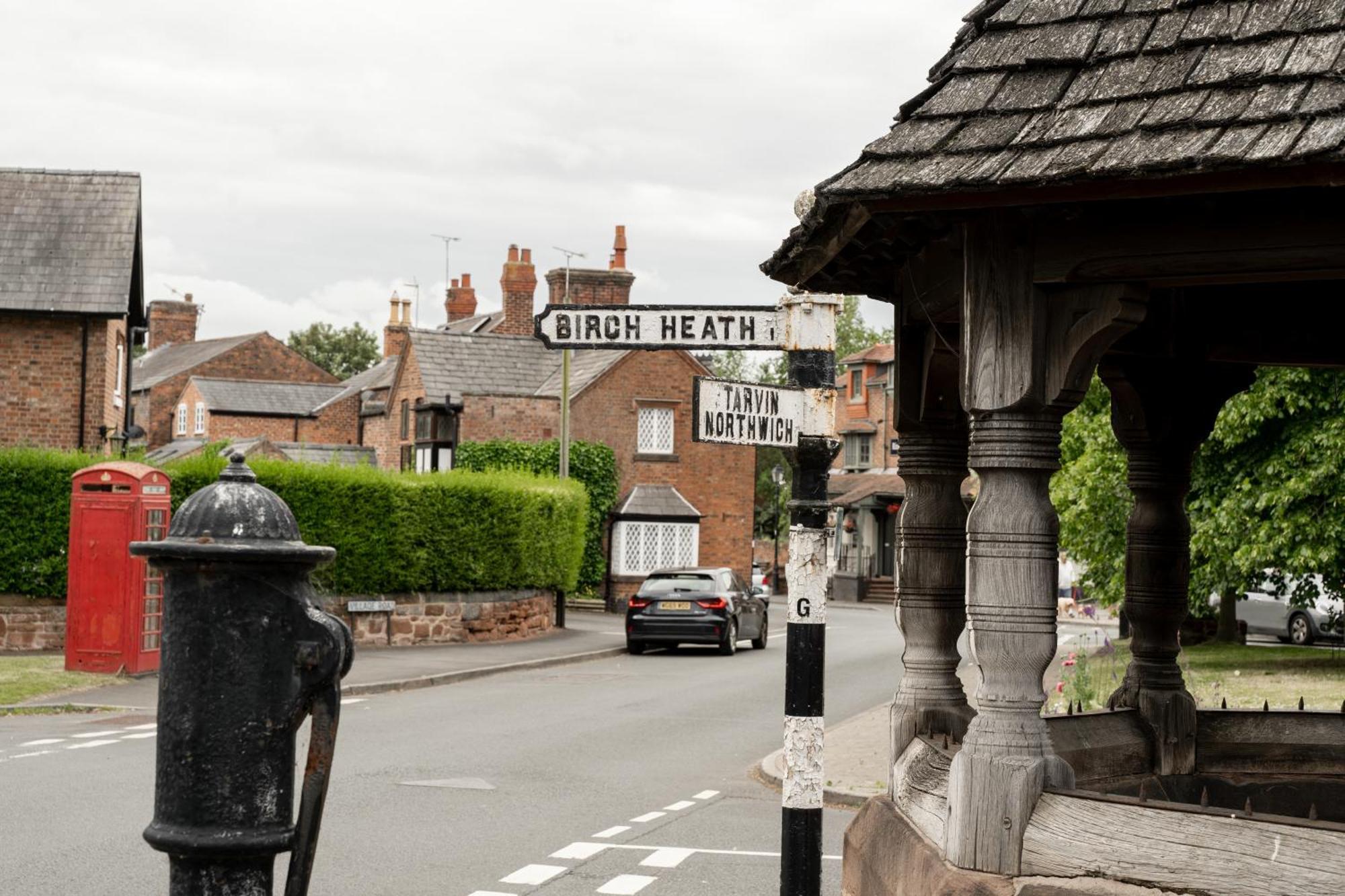Cosy 2 Bed Cottage In Charming Village Of Christleton - For Up To 5 외부 사진